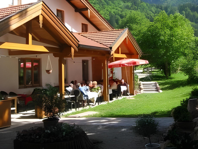 Others 4, Gasthof Zum Ott, Traunstein