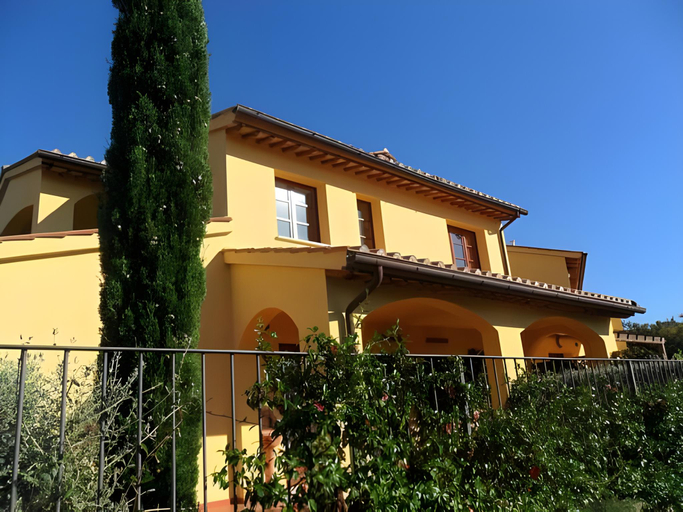 Others 5, Borgo Etrusco, Grosseto