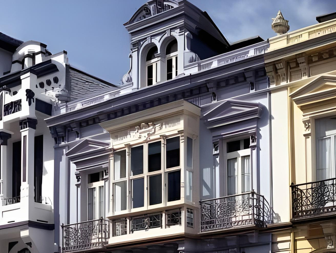 Exterior & Views