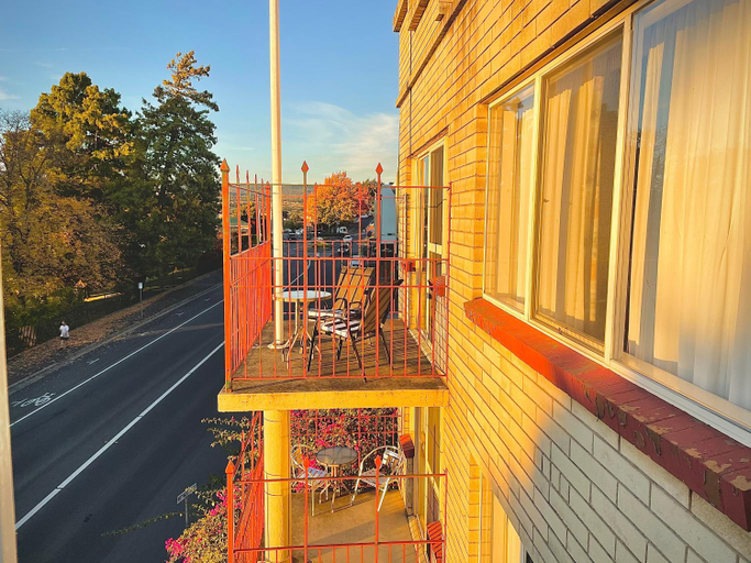 Others 5, Parklane Motel, Launceston - Pt B