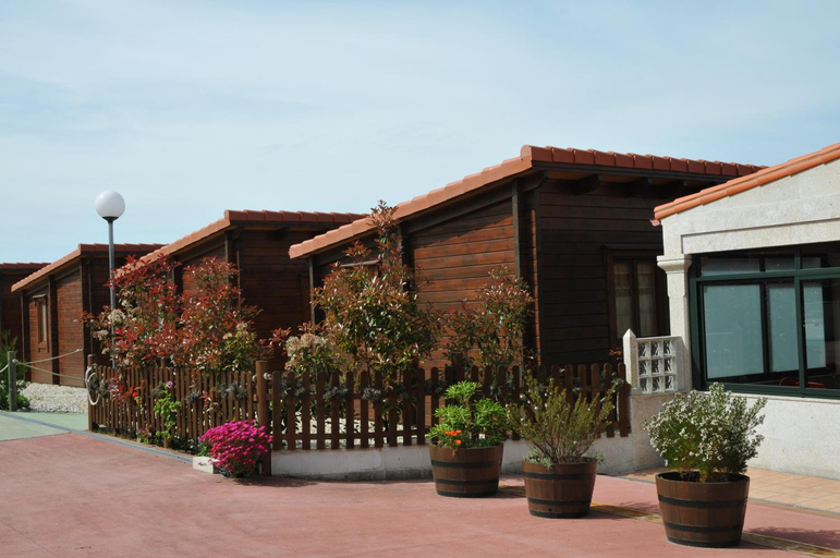 Exterior view 2, Bungalows Sol e Mar, Pontevedra