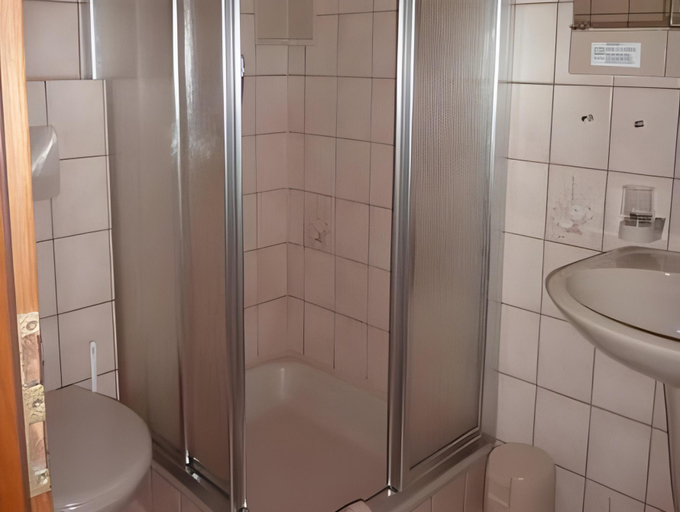 Bathroom 5, Atina Hotel, Calw