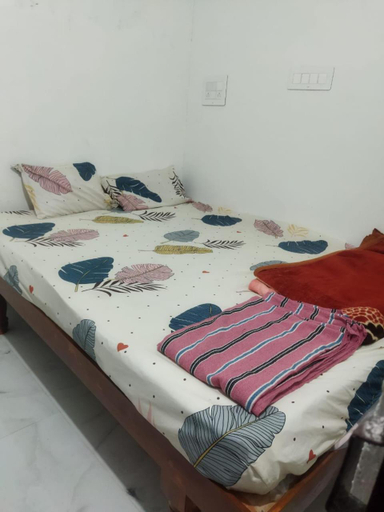 Bedroom 1, Karthik home stay, Bellary