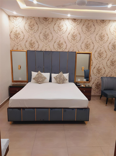Bedroom 3, Red Fort Hotel, Lahore