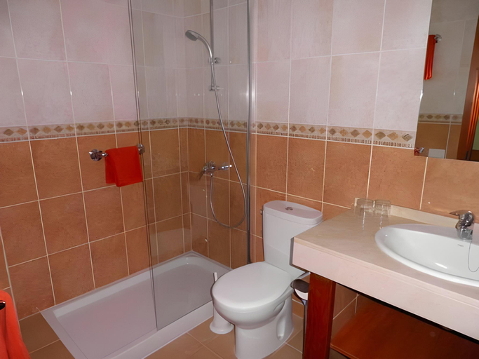 Bathroom 2, Playamar Bungalows, Las Palmas