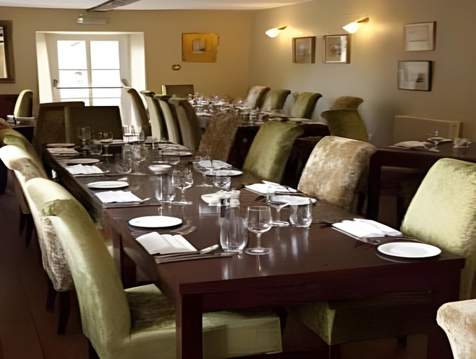 Food & Drinks 4, The Lion, Herefordshire