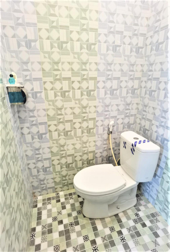 Bathroom 4