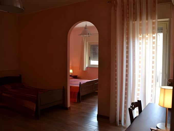 Others 5, B&B Notti E Dintorni, Catania
