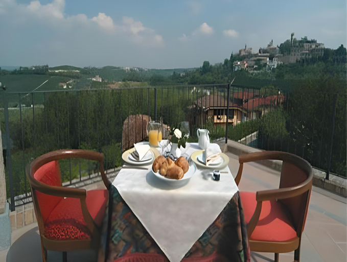 Food & Drinks 4, Villa Lauri, Cuneo