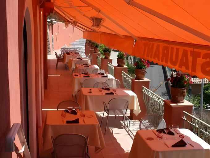 Food & Drinks 5, Les Galets Hv Tel Et B B, Var