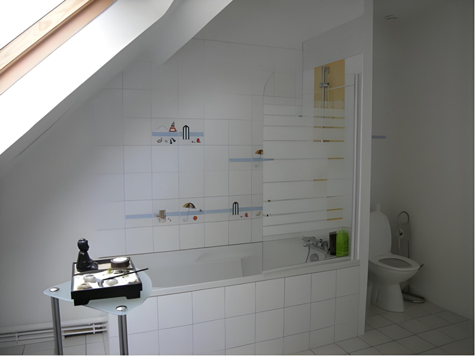 Bathroom 3, Au Nid de Tille, Oise