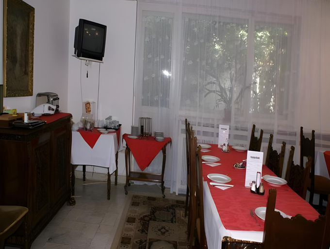 Food & Drinks 3, Pensiunea Helvetia, Municipiul Bucuresti