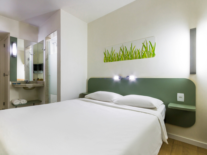 Bedroom 4, ibis budget Krakow Stare Miasto, Kraków City