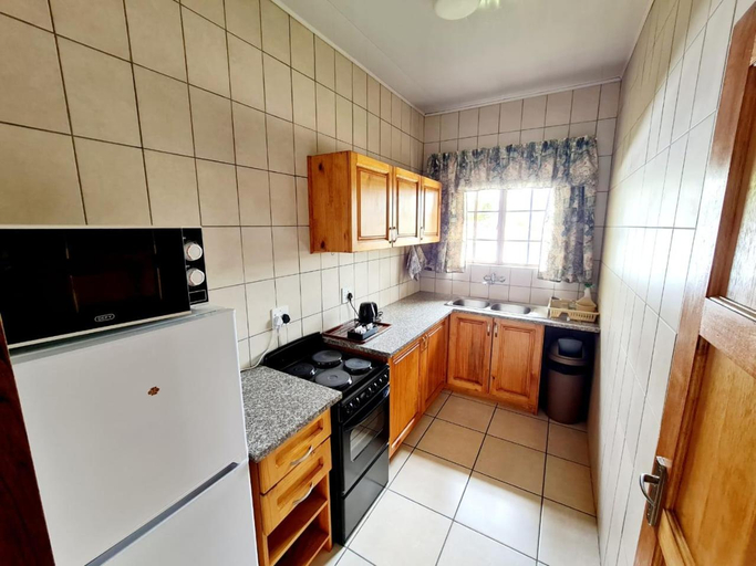 Others 5, Resthaven Guesthouse, Alfred Nzo