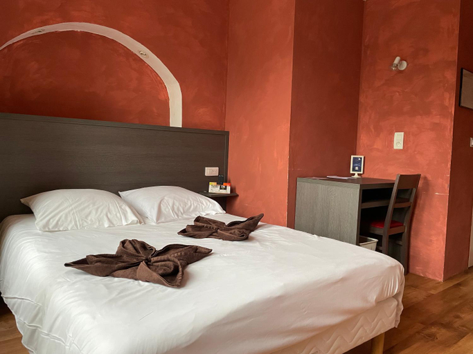 Others 5, Maison Galland, Allier