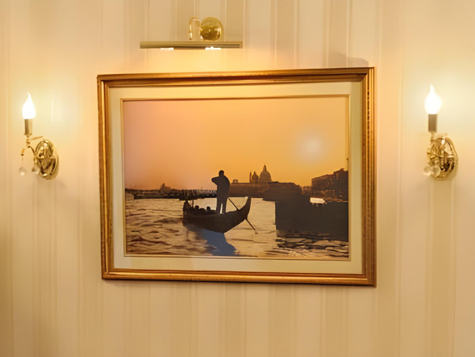 Others 2, Hotel Venice, Saratovskiy rayon
