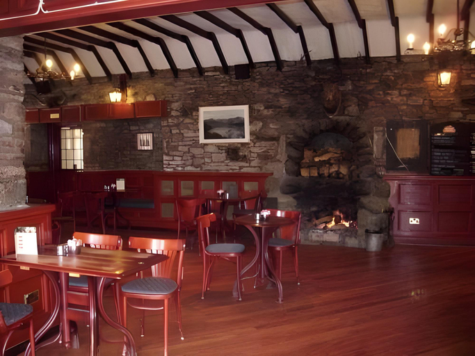 Food & Drinks 5, Rowardennan Hotel, Stirling