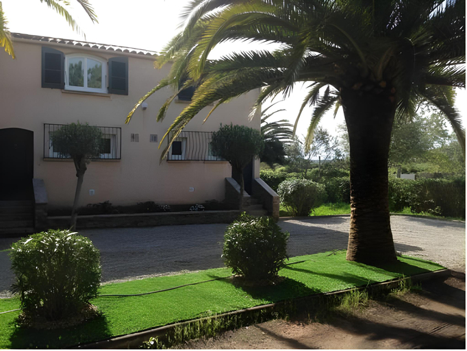 Others 4, Residence les Bell'ombres, Corse-du-Sud