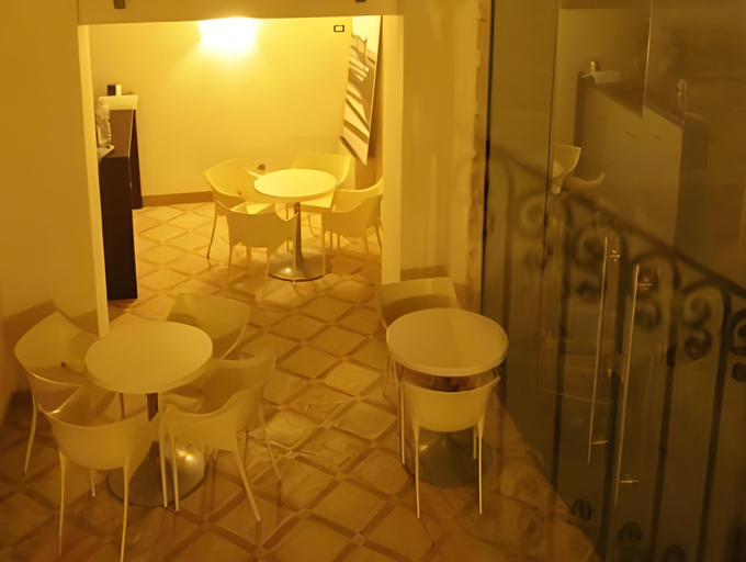 Bathroom 3, Hotel Moderno, Trapani