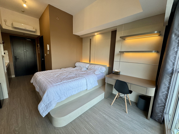 Bedroom 1, Serene Studio at Casa De Parco, Tangerang