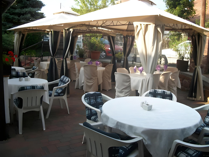 Food & Drinks 4, Hotel Viktoria Restaurant, Balatonalmádi