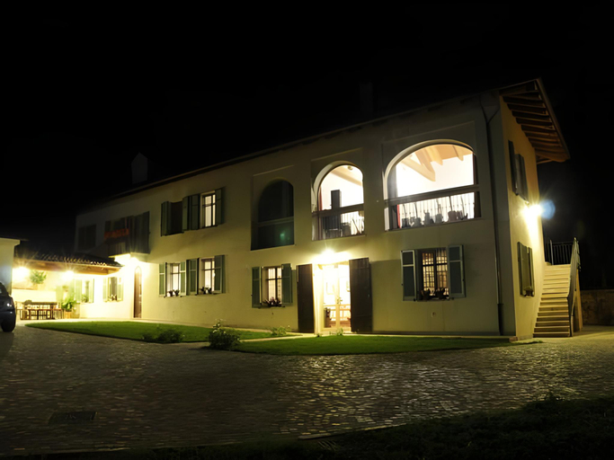 Others 5, La Cascina Della Musica, Asti
