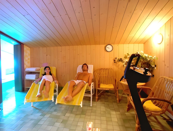 Others 3, Landhaus Engadin, Landeck