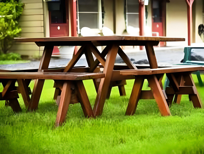Exterior view 3, Left Coast Lodge - Pet Friendly, Deschutes