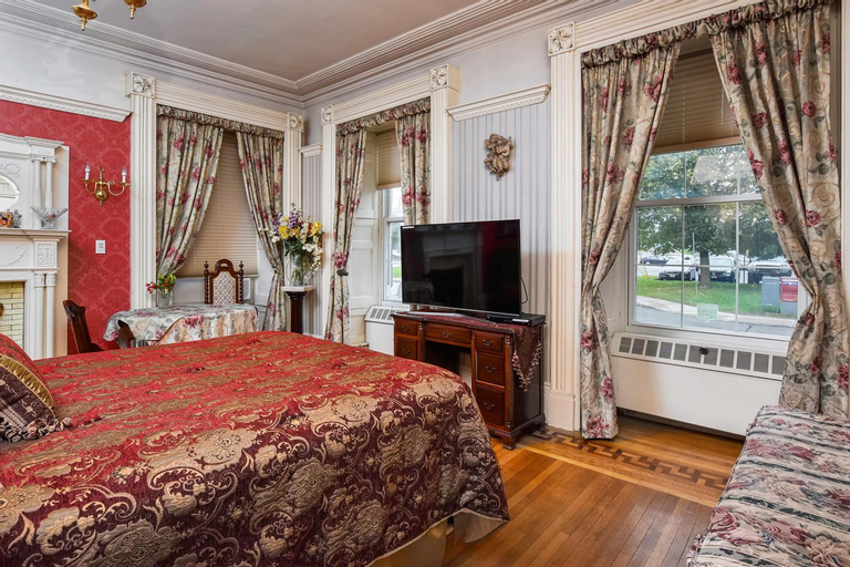 Bedroom 5