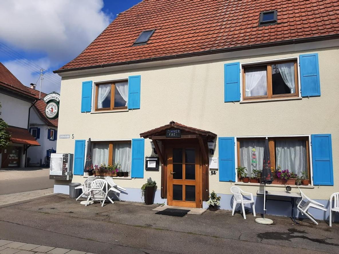 Gastehaus Apartments B & B27 und Pension Waldhorn, Rottweil