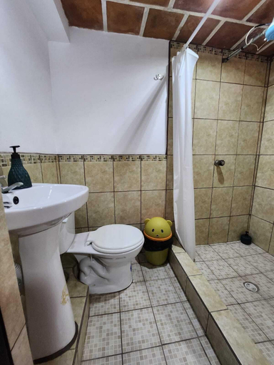 Bathroom 3, El Santuario GT, Antigua Guatemala