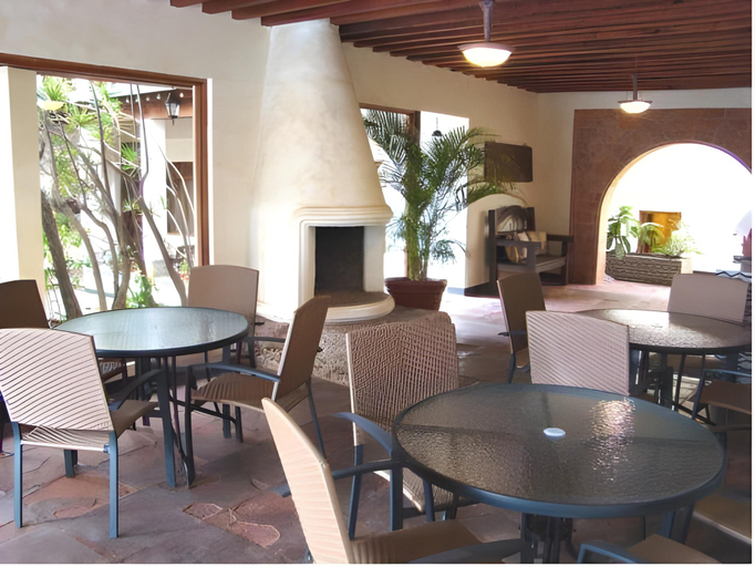 Food & Drinks 5, Hotel Casa del Parque by AHS, Antigua Guatemala