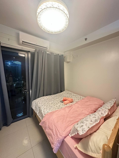 Bedroom 2, House of wu Staycation, Pasay City