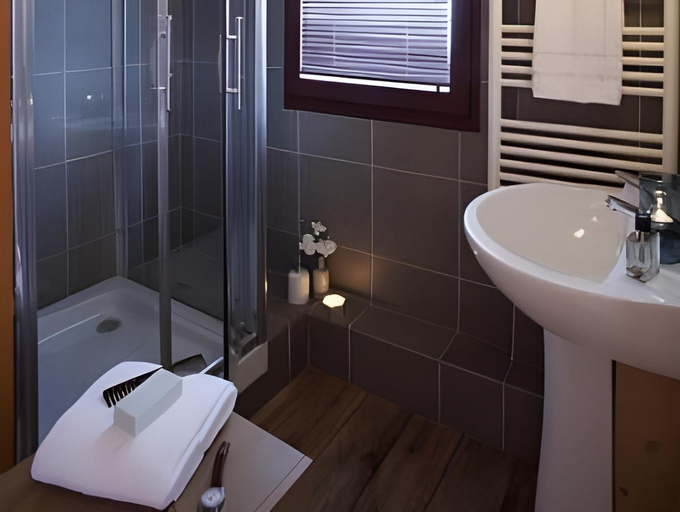 Bathroom 4, Residence Pierre et Vacances Balcons de Bellevarde, Savoie