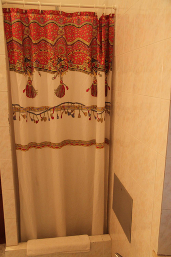 Bathroom 3, Villa Patrizia, Roma