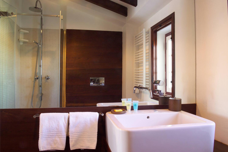 Bathroom 4