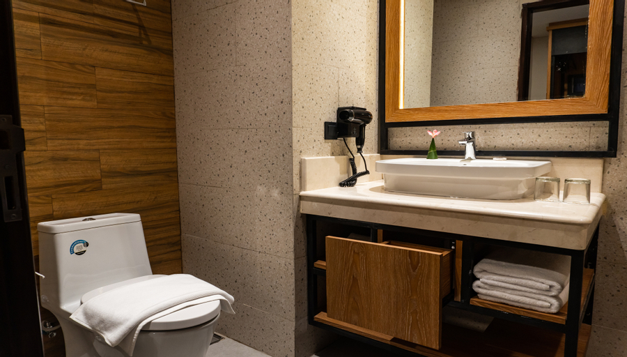 Bathroom 2