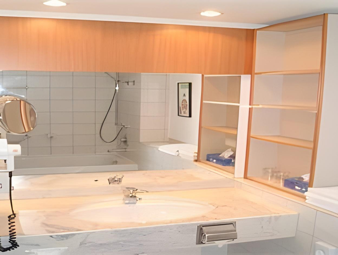 Bathroom 3, Hotel Logotel, Eisenach