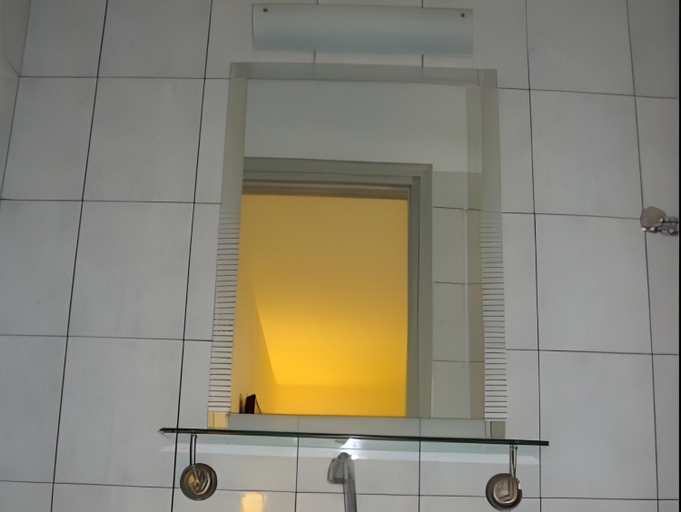 Bathroom 4, Diamond Apartments & Suites, Crete