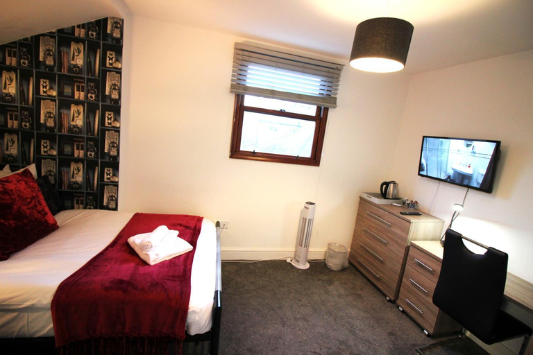 Bedroom 6