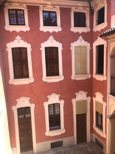 Exterior 11