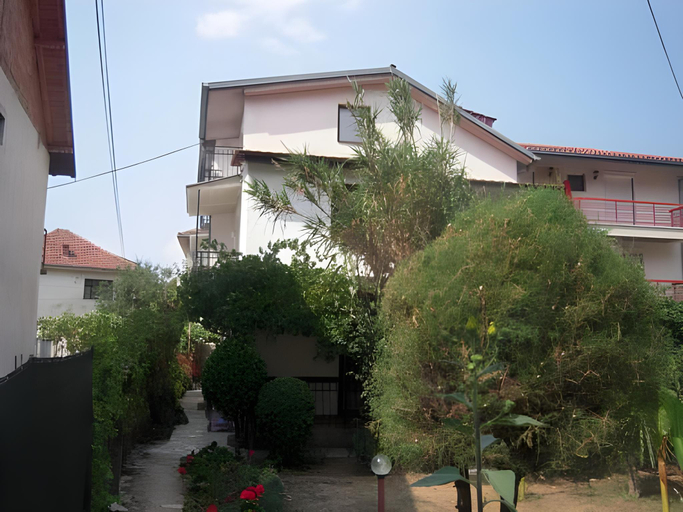 Exterior & Views 1, Lile Pestani Accommodation