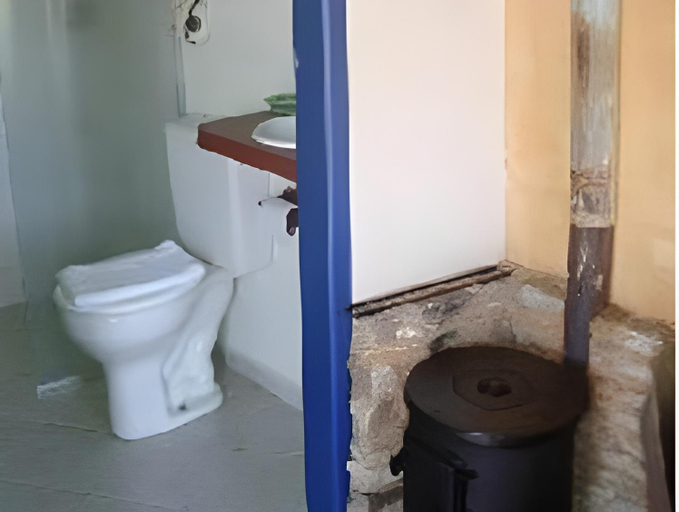 Bathroom 2, Cafezal em Flor Turismo e Cafes Especiais, Monte Alegre do Sul