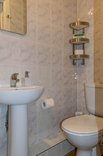 Bathroom 4, The Tregortha B&B, Argyll and Bute