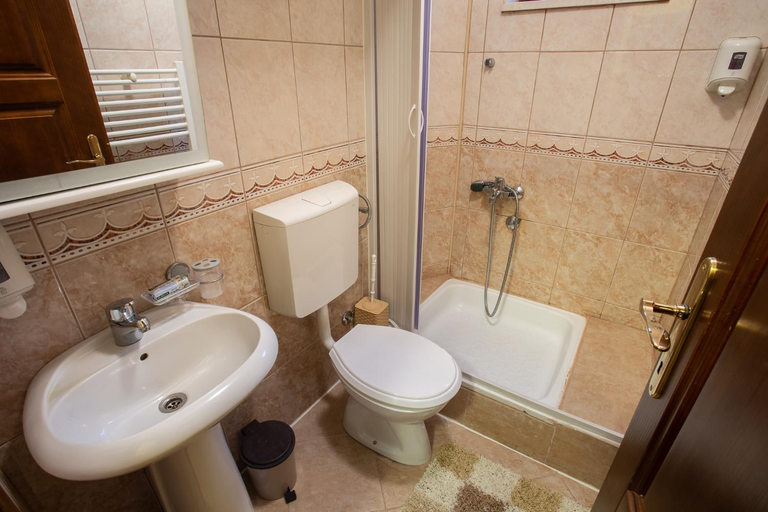 Bathroom 2, Mery Apartments Kolasin