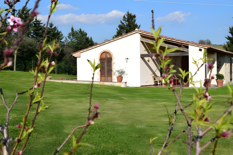 Exterior & Views 1, Agriturismo Aia Della Colonna, Grosseto