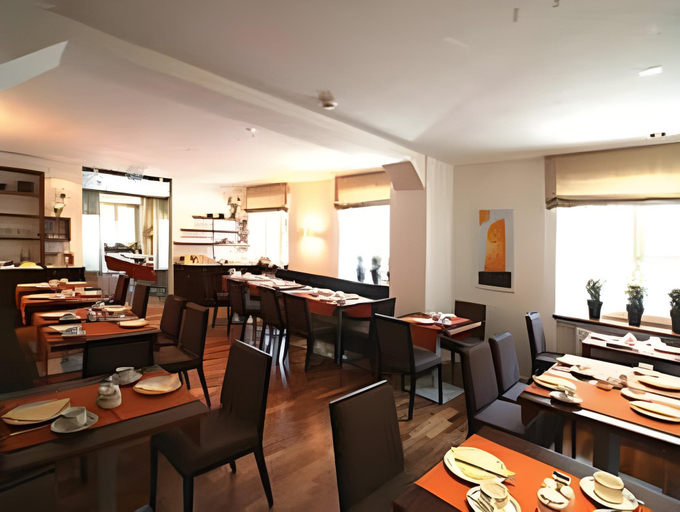 Food & Drinks 5, Quality Hosts Arlberg - Hotel Goldenes Kreuz B&B - Sommerkarte Premium inklusive, Landeck