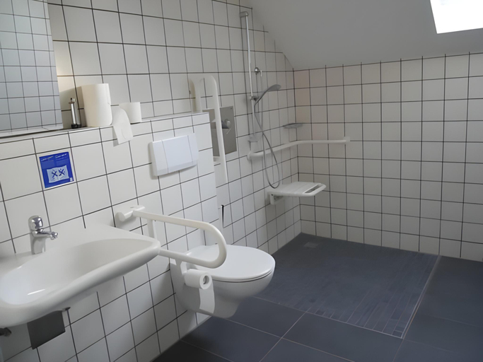 Bathroom 5, Flussbett Hotel, Gütersloh