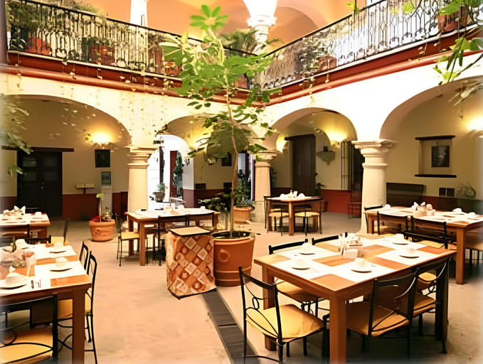 Food & Drinks 5, Parador San Agustin, Del Centro