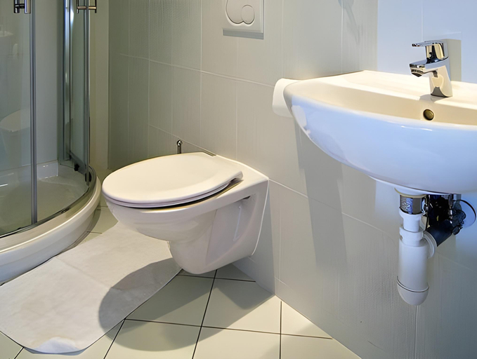 Bathroom 2, Hotel Lucivna, Poprad